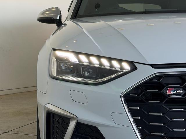 S4アバント ベースグレード ワンオーナー パノラマサンルーフ リヤスポデファレンシャル Bang&Olufsenサウンドシステム ダイナミックステアリング TVチューナー コンフォートパッケージ プライバシーガラス 認定中古車(14枚目)