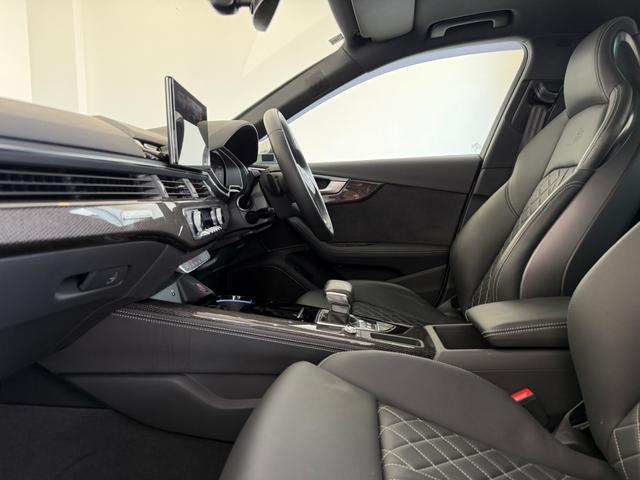 S4アバント ベースグレード ワンオーナー パノラマサンルーフ リヤスポデファレンシャル Bang&Olufsenサウンドシステム ダイナミックステアリング TVチューナー コンフォートパッケージ プライバシーガラス 認定中古車(22枚目)