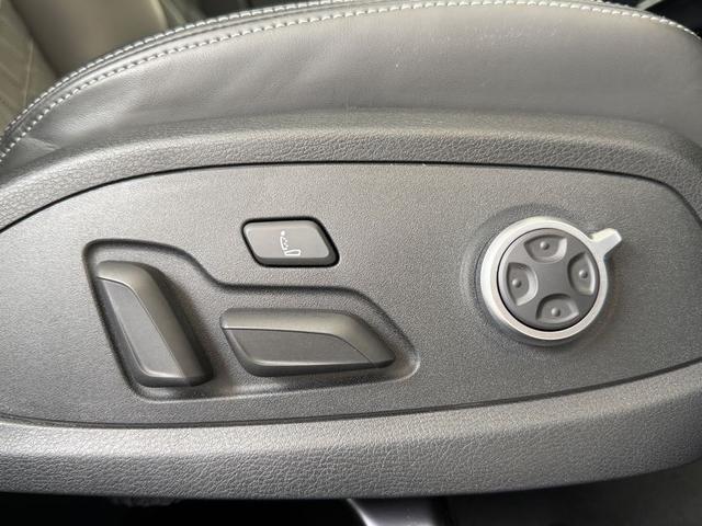 S4アバント ベースグレード ワンオーナー パノラマサンルーフ リヤスポデファレンシャル Bang&Olufsenサウンドシステム ダイナミックステアリング TVチューナー コンフォートパッケージ プライバシーガラス 認定中古車(28枚目)