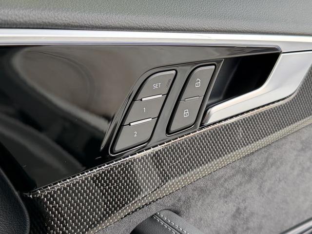S4アバント ベースグレード ワンオーナー パノラマサンルーフ リヤスポデファレンシャル Bang&Olufsenサウンドシステム ダイナミックステアリング TVチューナー コンフォートパッケージ プライバシーガラス 認定中古車(31枚目)