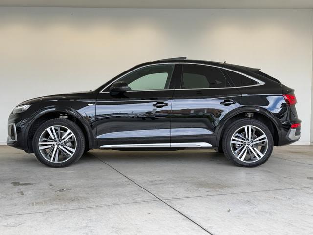 Ｑ５スポーツバック ４０ＴＤＩクワトロ　Ｓライン　デモアップ　Ｓ　ｌｉｎｅ　ｄｙｎａｍｉｃ　ｅｄｉｔｉｏｎ　パッケージ　パノラマサンルーフ　Ｓ　ｌｉｎｅ　ｐｌｕｓ　パッケージ　コンフォートパッケージ　ステアリングヒーター　認定中古車（8枚目）