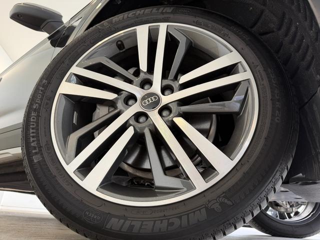 Ｑ５スポーツバック ４０ＴＤＩクワトロ　Ｓライン　デモアップ　Ｓ　ｌｉｎｅ　ｄｙｎａｍｉｃ　ｅｄｉｔｉｏｎ　パッケージ　パノラマサンルーフ　Ｓ　ｌｉｎｅ　ｐｌｕｓ　パッケージ　コンフォートパッケージ　ステアリングヒーター　認定中古車（10枚目）