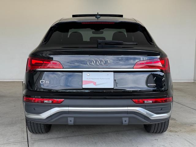 Ｑ５スポーツバック ４０ＴＤＩクワトロ　Ｓライン　デモアップ　Ｓ　ｌｉｎｅ　ｄｙｎａｍｉｃ　ｅｄｉｔｉｏｎ　パッケージ　パノラマサンルーフ　Ｓ　ｌｉｎｅ　ｐｌｕｓ　パッケージ　コンフォートパッケージ　ステアリングヒーター　認定中古車（17枚目）