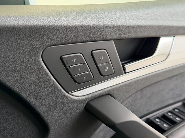 Ｑ５スポーツバック ４０ＴＤＩクワトロ　Ｓライン　デモアップ　Ｓ　ｌｉｎｅ　ｄｙｎａｍｉｃ　ｅｄｉｔｉｏｎ　パッケージ　パノラマサンルーフ　Ｓ　ｌｉｎｅ　ｐｌｕｓ　パッケージ　コンフォートパッケージ　ステアリングヒーター　認定中古車（31枚目）