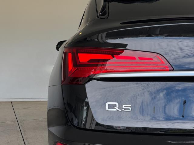 Ｑ５スポーツバック ４０ＴＤＩクワトロ　Ｓライン　デモアップ　Ｓ　ｌｉｎｅ　ｄｙｎａｍｉｃ　ｅｄｉｔｉｏｎ　パッケージ　パノラマサンルーフ　Ｓ　ｌｉｎｅ　ｐｌｕｓ　パッケージ　コンフォートパッケージ　ステアリングヒーター　認定中古車（67枚目）