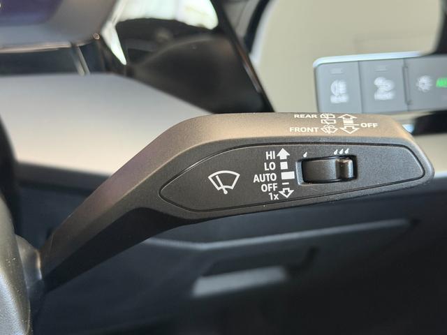 Ａ３ スポーツバック３０ＴＦＳＩアドバンスド　デモアップ　コンビニエンス＆アシスタンスパッケージライト　ナビゲーションパッケージ　３ゾーンオートマチックエアコンディショナー　認定中古車（46枚目）