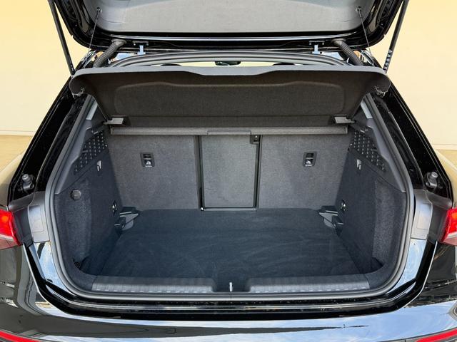 Ａ３ スポーツバック３０ＴＦＳＩアドバンスド　デモアップ　コンビニエンス＆アシスタンスパッケージライト　ナビゲーションパッケージ　３ゾーンオートマチックエアコンディショナー　認定中古車（49枚目）