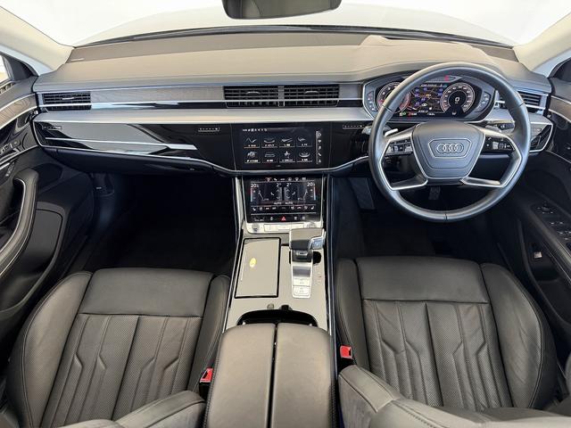 A8 55TFSIクワトロ コンフォートパッケージ アダプティブウインドウスクリーンワイパー Bang & Olufsen 3Dサウンドシステム コンフォートパッケージ デジタルマトリクスLEDヘッドライト 認定中古車(4枚目)