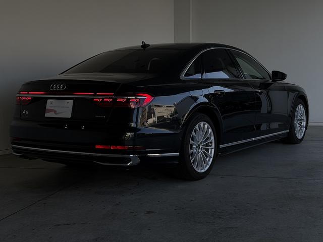 A8 55TFSIクワトロ コンフォートパッケージ アダプティブウインドウスクリーンワイパー Bang & Olufsen 3Dサウンドシステム コンフォートパッケージ デジタルマトリクスLEDヘッドライト 認定中古車(15枚目)