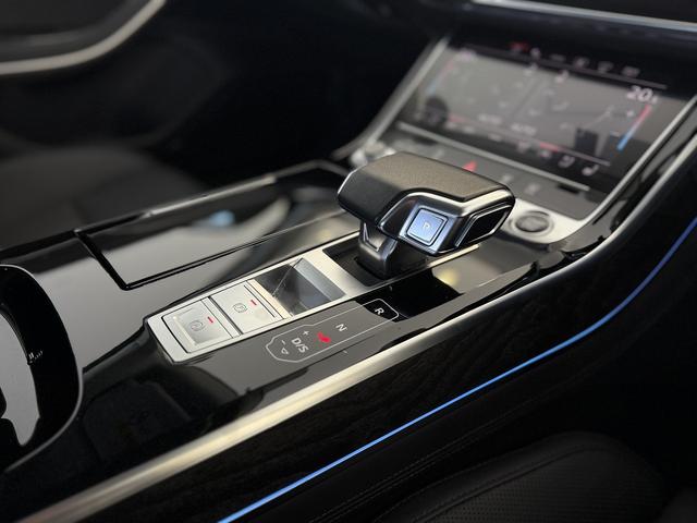 A8 55TFSIクワトロ コンフォートパッケージ アダプティブウインドウスクリーンワイパー Bang & Olufsen 3Dサウンドシステム コンフォートパッケージ デジタルマトリクスLEDヘッドライト 認定中古車(56枚目)