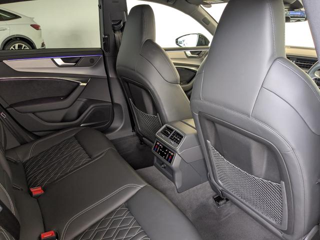 Ｓ７スポーツバック ベースグレード　ドライビングパッケージ　Ｂａｎｇ　＆　Ｏｌｕｆｓｅｎ　ブラックスタイリングパッケージ　リヤスポーツディファレンシャル　カラードブレーキキャリパーレッド　　認定中古車（27枚目）