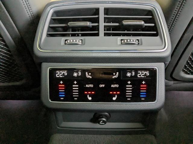 Ｓ７スポーツバック ベースグレード　ドライビングパッケージ　Ｂａｎｇ　＆　Ｏｌｕｆｓｅｎ　ブラックスタイリングパッケージ　リヤスポーツディファレンシャル　カラードブレーキキャリパーレッド　　認定中古車（30枚目）