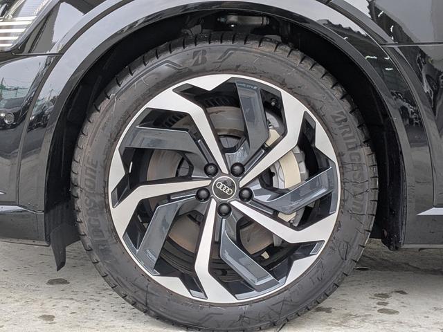 Q8スポーツバック e-トロン 55e-トロンクワトロ Sライン デモアップ サイレンスパッケージ パノラマサンルーフ インテリアパッケージ ブラックスタイリングパッケージ デジタルマトリクスLEDヘッドライト 認定中古車(14枚目)