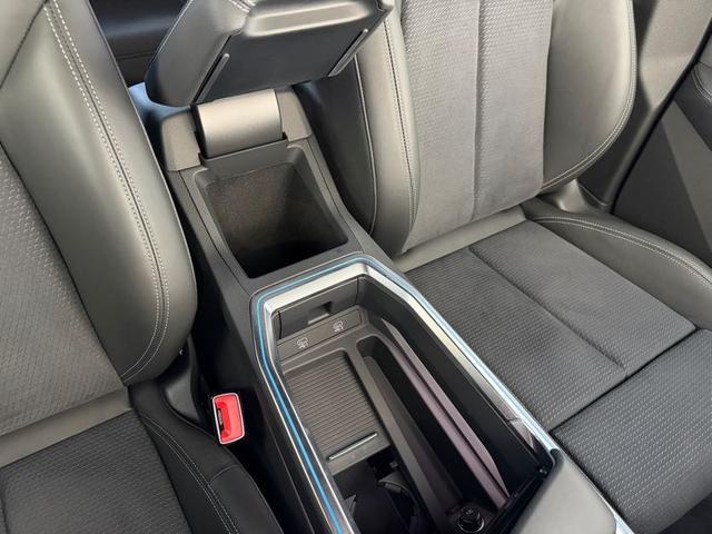 Q8スポーツバック e-トロン 55e-トロンクワトロ Sライン デモアップ サイレンスパッケージ パノラマサンルーフ インテリアパッケージ ブラックスタイリングパッケージ デジタルマトリクスLEDヘッドライト 認定中古車(53枚目)