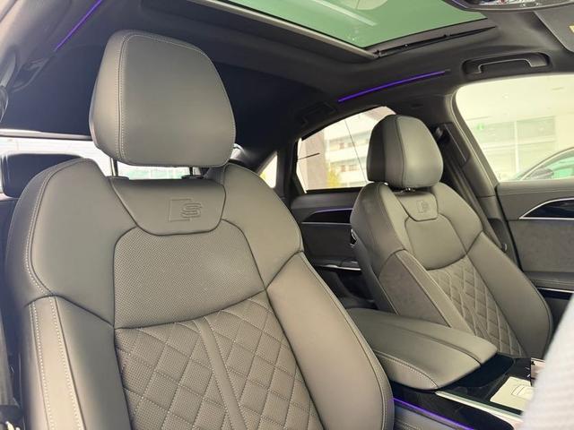 A8 55TFSIクワトロ デモアップ コンフォートパッケージ S line インテリアプラスパッケージ S line スタイリングパッケージ パノラマサンルーフ 21インチアルミ エアクオリティパケージ 認定中古車(24枚目)