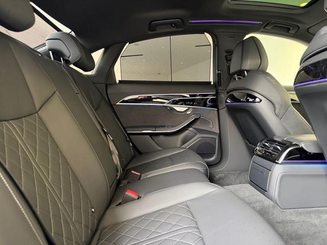 A8 55TFSIクワトロ デモアップ コンフォートパッケージ S line インテリアプラスパッケージ S line スタイリングパッケージ パノラマサンルーフ 21インチアルミ エアクオリティパケージ 認定中古車(30枚目)