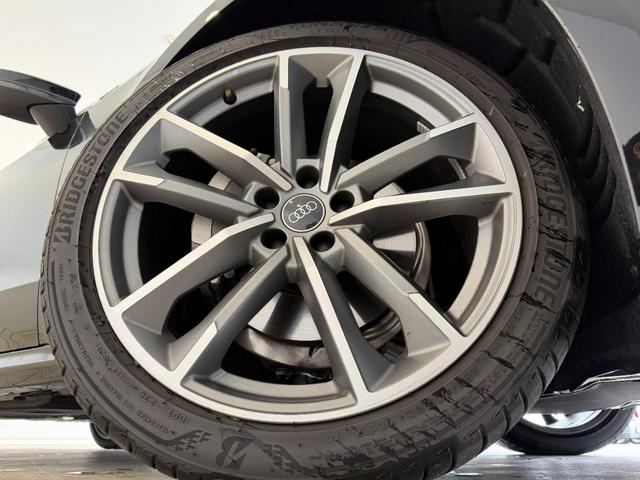 A7スポーツバック 40TDIクワトロ デモアップ S lineパッケージ テクノロジーパッケージ パノラマサンルーフ ブラックスタイリングパッケージ レーザーライトパッケージ 20インチオプションアルミ 認定中古車(14枚目)