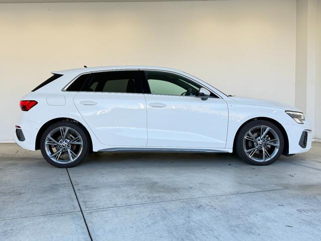 A3 スポーツバック30TFSI Sライン コンビニエンス&アシスタンスパッケージ ナビゲーションパッケージ プライバシーガラス ラグジュアリーパッケージ S lineプラスパッケージ 認定中古車(10枚目)