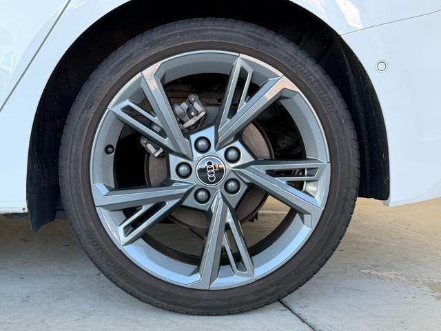A3 スポーツバック30TFSI Sライン コンビニエンス&アシスタンスパッケージ ナビゲーションパッケージ プライバシーガラス ラグジュアリーパッケージ S lineプラスパッケージ 認定中古車(13枚目)