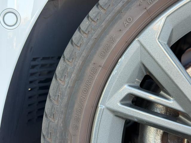A3 スポーツバック30TFSI Sライン コンビニエンス&アシスタンスパッケージ ナビゲーションパッケージ プライバシーガラス ラグジュアリーパッケージ S lineプラスパッケージ 認定中古車(14枚目)
