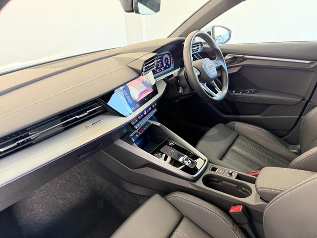 A3 スポーツバック30TFSI Sライン コンビニエンス&アシスタンスパッケージ ナビゲーションパッケージ プライバシーガラス ラグジュアリーパッケージ S lineプラスパッケージ 認定中古車(18枚目)