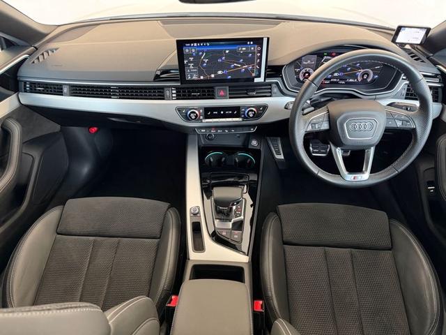 Ａ５スポーツバック ３５ＴＤＩ　Ｓライン　エクステリアミラーハウジング　グロスブラックサラウンドビューカメラ／パークアシストパノラマサンルーフブラックグロススタイリングパッケージ　認定中古車（4枚目）