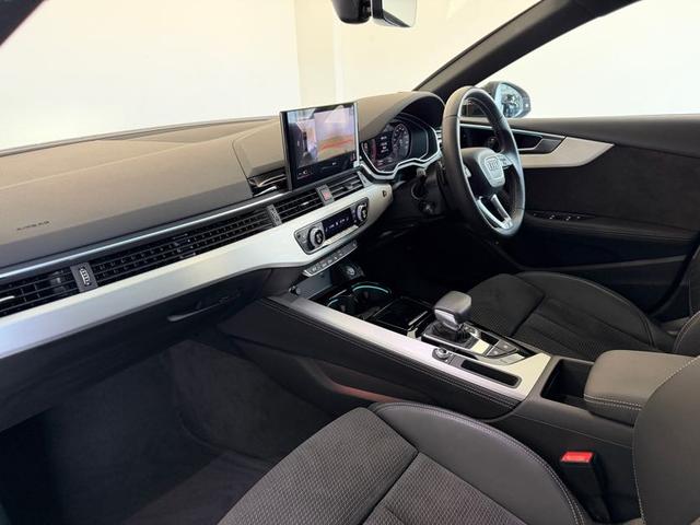 Ａ５スポーツバック ３５ＴＤＩ　Ｓライン　エクステリアミラーハウジング　グロスブラックサラウンドビューカメラ／パークアシストパノラマサンルーフブラックグロススタイリングパッケージ　認定中古車（19枚目）