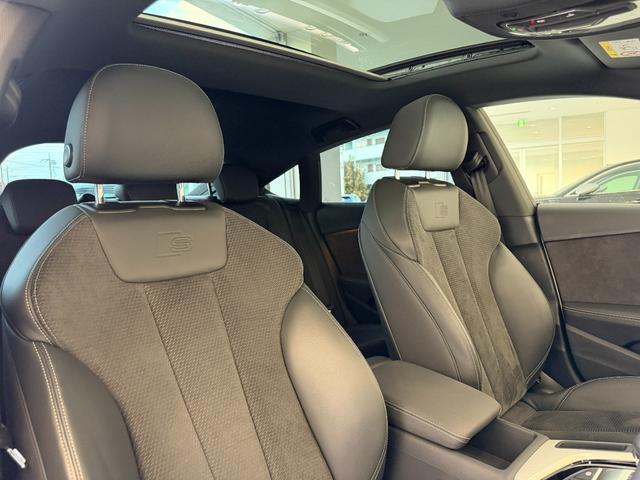 Ａ５スポーツバック ３５ＴＤＩ　Ｓライン　エクステリアミラーハウジング　グロスブラックサラウンドビューカメラ／パークアシストパノラマサンルーフブラックグロススタイリングパッケージ　認定中古車（23枚目）