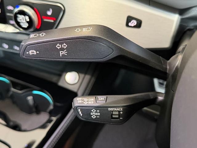 Ａ５スポーツバック ３５ＴＤＩ　Ｓライン　エクステリアミラーハウジング　グロスブラックサラウンドビューカメラ／パークアシストパノラマサンルーフブラックグロススタイリングパッケージ　認定中古車（49枚目）