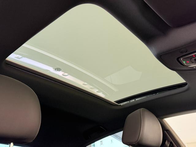 Ａ５スポーツバック ３５ＴＤＩ　Ｓライン　エクステリアミラーハウジング　グロスブラックサラウンドビューカメラ／パークアシストパノラマサンルーフブラックグロススタイリングパッケージ　認定中古車（52枚目）