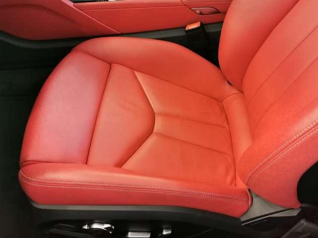 Ｒ８スパイダー Ｖ１０パフォーマンス５．２ＦＳＩクワトロＳトロニック　Ｂ＆Ｏ　サイドブレードマットチタニウムルック　セラミックブレーキ／グロスレッドブレーキキャリパー　ファインナッパレザー（スポーツシート）　ブラックＡｕｄｉｒｉｎｇｓ　Ｄステアリング　認定中古車（37枚目）