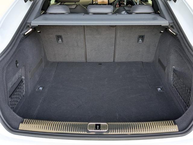 Ａ５スポーツバック ４５ＴＦＳＩクワトロ　Ｓライン　ワンオーナー　サラウンドビューカメラ　パークアシスト　スマートフォンワイヤレスチャージング　認定中古車（17枚目）
