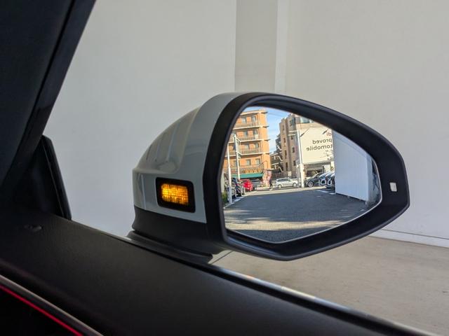 Ａ５スポーツバック ４５ＴＦＳＩクワトロ　Ｓライン　ワンオーナー　サラウンドビューカメラ　パークアシスト　スマートフォンワイヤレスチャージング　認定中古車（52枚目）