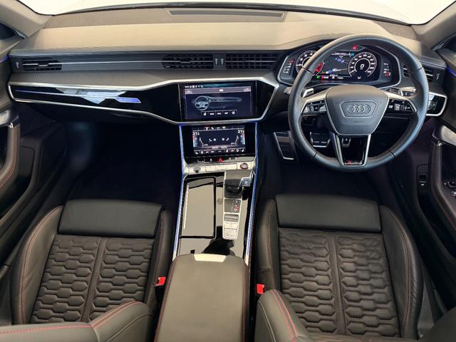 ＲＳ６アバント ベースグレード　ＲＳアダプティブエアサスペンション　ＢＡＮＧ＆ＯＬＵＦＳＥＮ　バルコナレザー　シートベンチレーション　マットアルミニウムスタイリング　デコラティブパネルカーボンツイル　プライバシーガラス　認定中古車（4枚目）