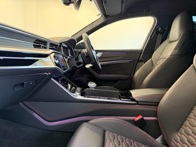 ＲＳ６アバント ベースグレード　ＲＳアダプティブエアサスペンション　ＢＡＮＧ＆ＯＬＵＦＳＥＮ　バルコナレザー　シートベンチレーション　マットアルミニウムスタイリング　デコラティブパネルカーボンツイル　プライバシーガラス　認定中古車（22枚目）