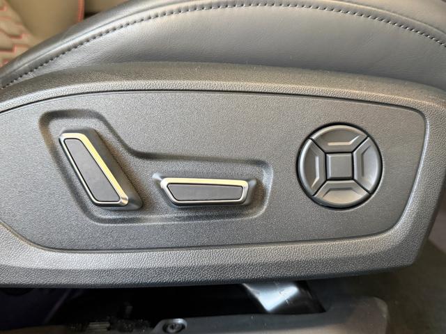 ＲＳ６アバント ベースグレード　ＲＳアダプティブエアサスペンション　ＢＡＮＧ＆ＯＬＵＦＳＥＮ　バルコナレザー　シートベンチレーション　マットアルミニウムスタイリング　デコラティブパネルカーボンツイル　プライバシーガラス　認定中古車（29枚目）