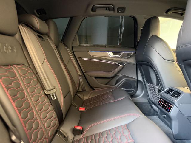 ＲＳ６アバント ベースグレード　ＲＳアダプティブエアサスペンション　ＢＡＮＧ＆ＯＬＵＦＳＥＮ　バルコナレザー　シートベンチレーション　マットアルミニウムスタイリング　デコラティブパネルカーボンツイル　プライバシーガラス　認定中古車（62枚目）