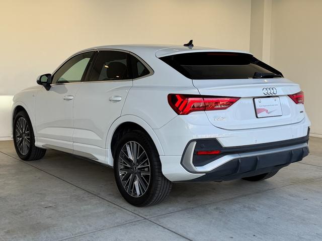 Ｑ３スポーツバック ３５ＴＤＩクワトロ　Ｓライン　アシスタンスパッケージ　プラスパッケージ　ベーシックパッケージ　ＴＶチューナー　スマートフォンインターフェース　ワイヤレスチャージング　認定中古車（12枚目）