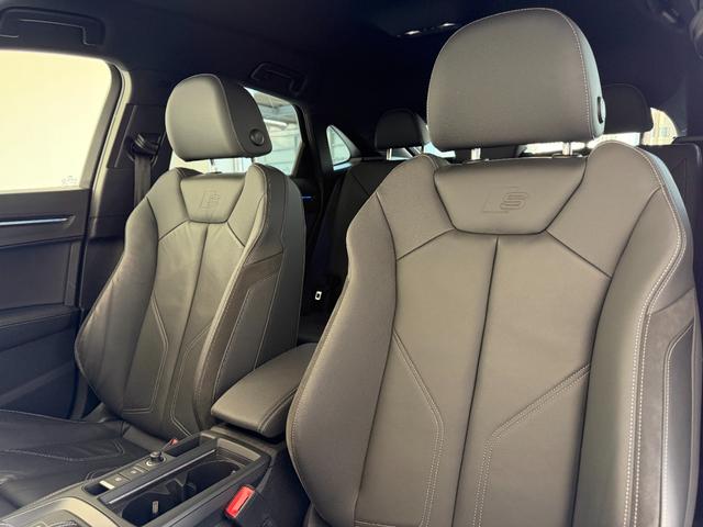 Ｑ３スポーツバック ３５ＴＤＩクワトロ　Ｓライン　アシスタンスパッケージ　プラスパッケージ　ベーシックパッケージ　ＴＶチューナー　スマートフォンインターフェース　ワイヤレスチャージング　認定中古車（20枚目）