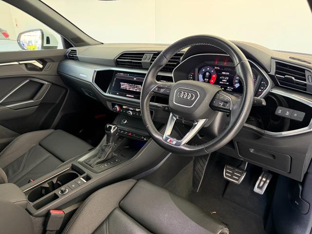 Ｑ３スポーツバック ３５ＴＤＩクワトロ　Ｓライン　アシスタンスパッケージ　プラスパッケージ　ベーシックパッケージ　ＴＶチューナー　スマートフォンインターフェース　ワイヤレスチャージング　認定中古車（26枚目）