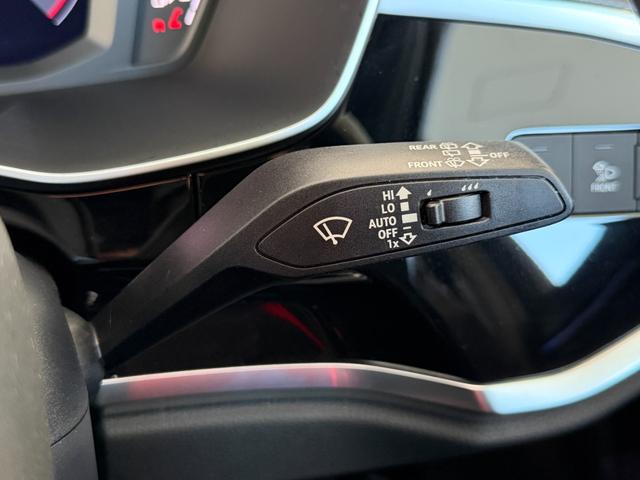 Ｑ３スポーツバック ３５ＴＤＩクワトロ　Ｓライン　アシスタンスパッケージ　プラスパッケージ　ベーシックパッケージ　ＴＶチューナー　スマートフォンインターフェース　ワイヤレスチャージング　認定中古車（53枚目）