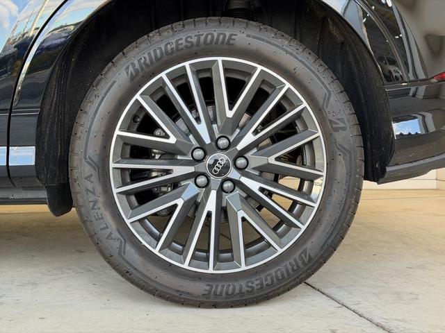 Ｑ３ ３５ＴＦＳＩ　Ｓライン　デモアップ　コンビニエンス＆アシスタントパッケージ　ＴＶチューナー　プラスパッケージ　スマフォインターフェース　ワイヤレスチャージャー　　認定中古車（16枚目）