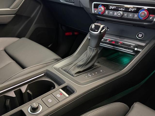 Ｑ３ ３５ＴＦＳＩ　Ｓライン　デモアップ　コンビニエンス＆アシスタントパッケージ　ＴＶチューナー　プラスパッケージ　スマフォインターフェース　ワイヤレスチャージャー　　認定中古車（49枚目）