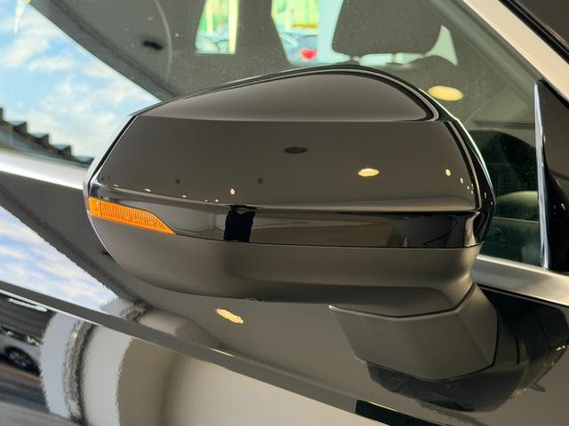 Ｑ３ ３５ＴＦＳＩ　Ｓライン　デモアップ　コンビニエンス＆アシスタントパッケージ　ＴＶチューナー　プラスパッケージ　スマフォインターフェース　ワイヤレスチャージャー　　認定中古車（63枚目）