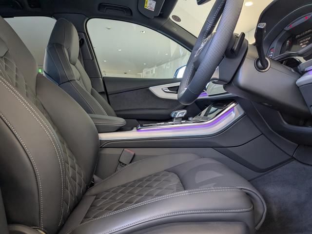 Ｑ７ ５０ＴＤＩクワトロ　Ｓライン　デモアップ　レザーパッケージ　パノラマサンルーフ　オールホイールステアリング　ブラックスタイリングパッケージ　レーザーライト　ブラックスタイリングパッケージ　認定中古車（19枚目）