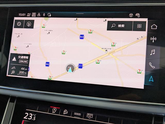 Ｑ７ ５０ＴＤＩクワトロ　Ｓライン　デモアップ　レザーパッケージ　パノラマサンルーフ　オールホイールステアリング　ブラックスタイリングパッケージ　レーザーライト　ブラックスタイリングパッケージ　認定中古車（25枚目）