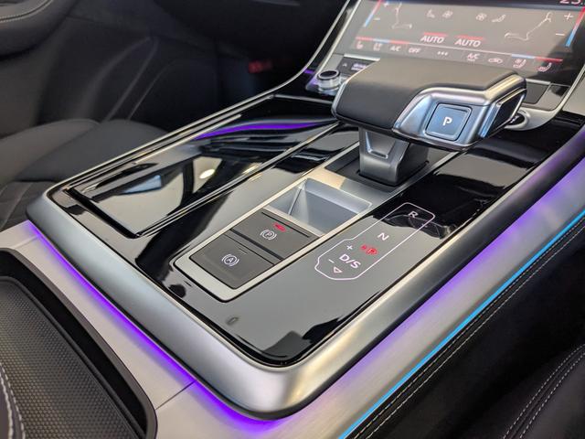 Ｑ７ ５０ＴＤＩクワトロ　Ｓライン　デモアップ　レザーパッケージ　パノラマサンルーフ　オールホイールステアリング　ブラックスタイリングパッケージ　レーザーライト　ブラックスタイリングパッケージ　認定中古車（39枚目）