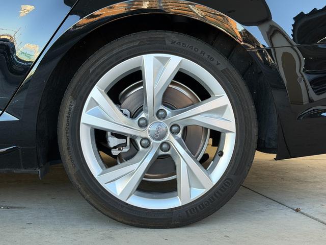 A4アバント 40TFSIスポーツ S lineパッケージ アシスタンスパッケージ マトリクスLEDヘッドライトパッケージ アンビエントライティング 運転席メモリー機能 フラットボトムステアリング バーチャルコックピット 認定中古車(16枚目)