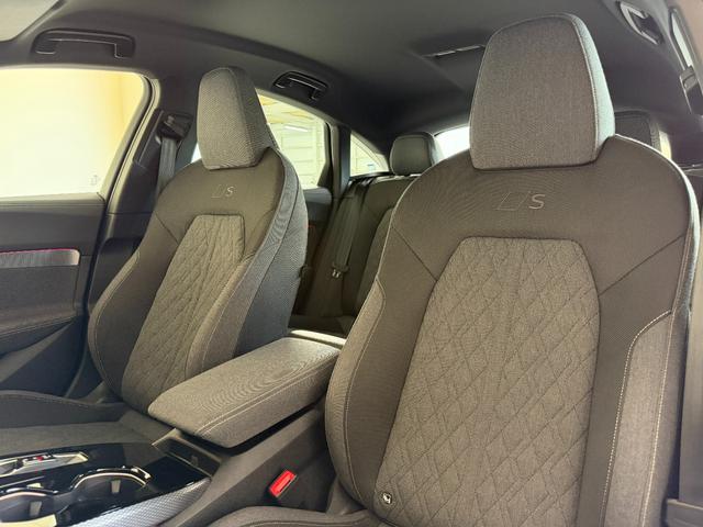 �e�����@�m�������͔N�Ԕ̔��䐔�P�Q�O�O��˔j�I�S���ǂ���ł����[�Ԓv���܂��B���̔����̂R���͂������̂��q�l�ł��B�������̂��q�l�����S���Ă����f��������сI