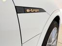 Audiは、いつの時代も他に先駆けて最先端技術を開発し、厳しいレースの現場で性能を実証した上で、市販車にいち早くフィードバックしてきました。